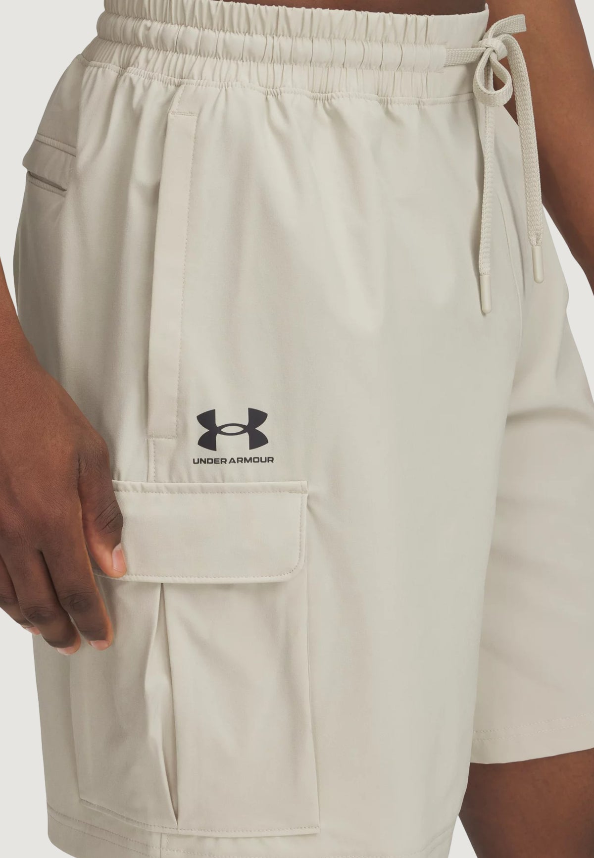 Sports Bermuda shorts Under Armour UA VIBE WOVEN CARGO SHORT
