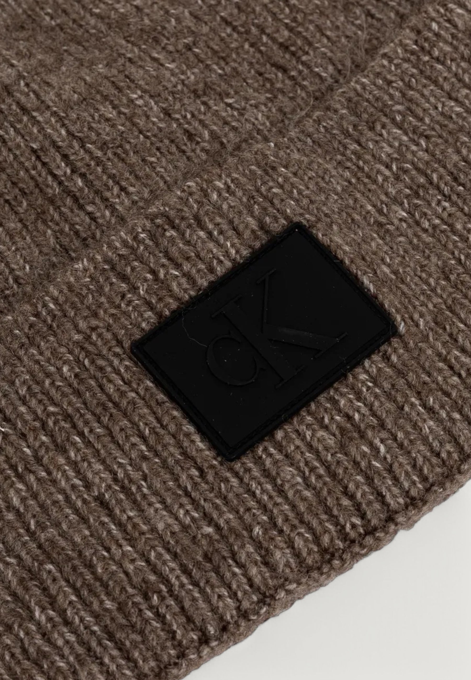 Berretto Calvin Klein Jeans RUBBERIZED BEANIE