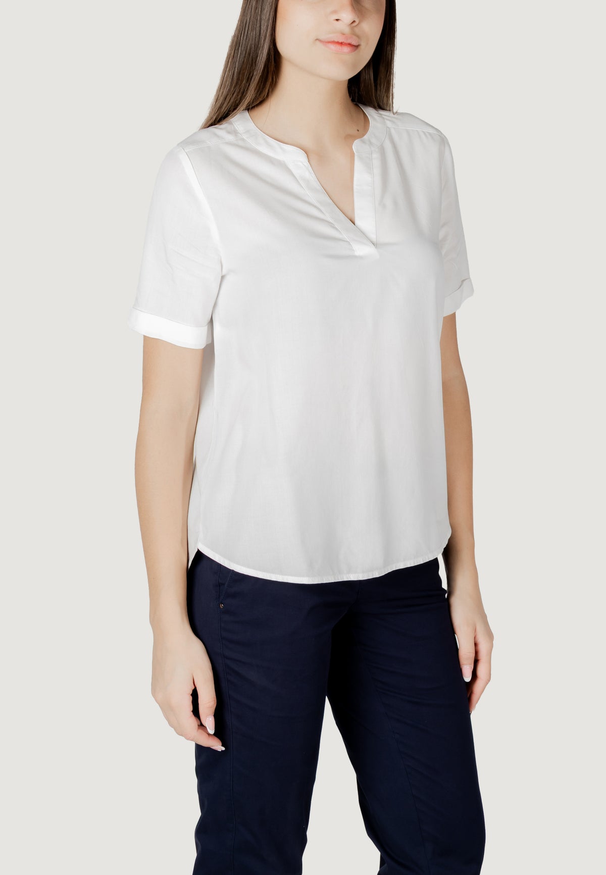 Short sleeves blouses Street One QR Splitneck blouse w turn-up