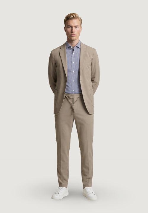 Suit YOS AB 300