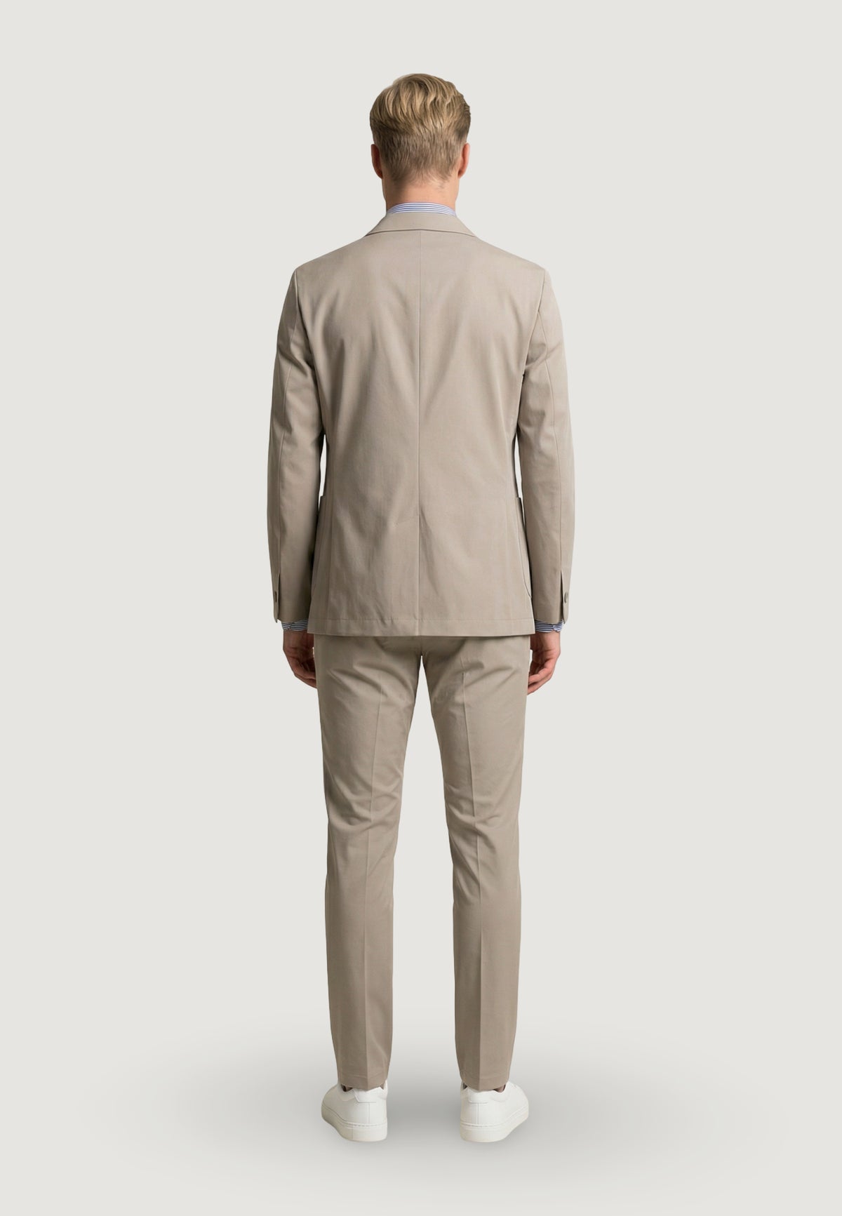 Suit YOS AB 300