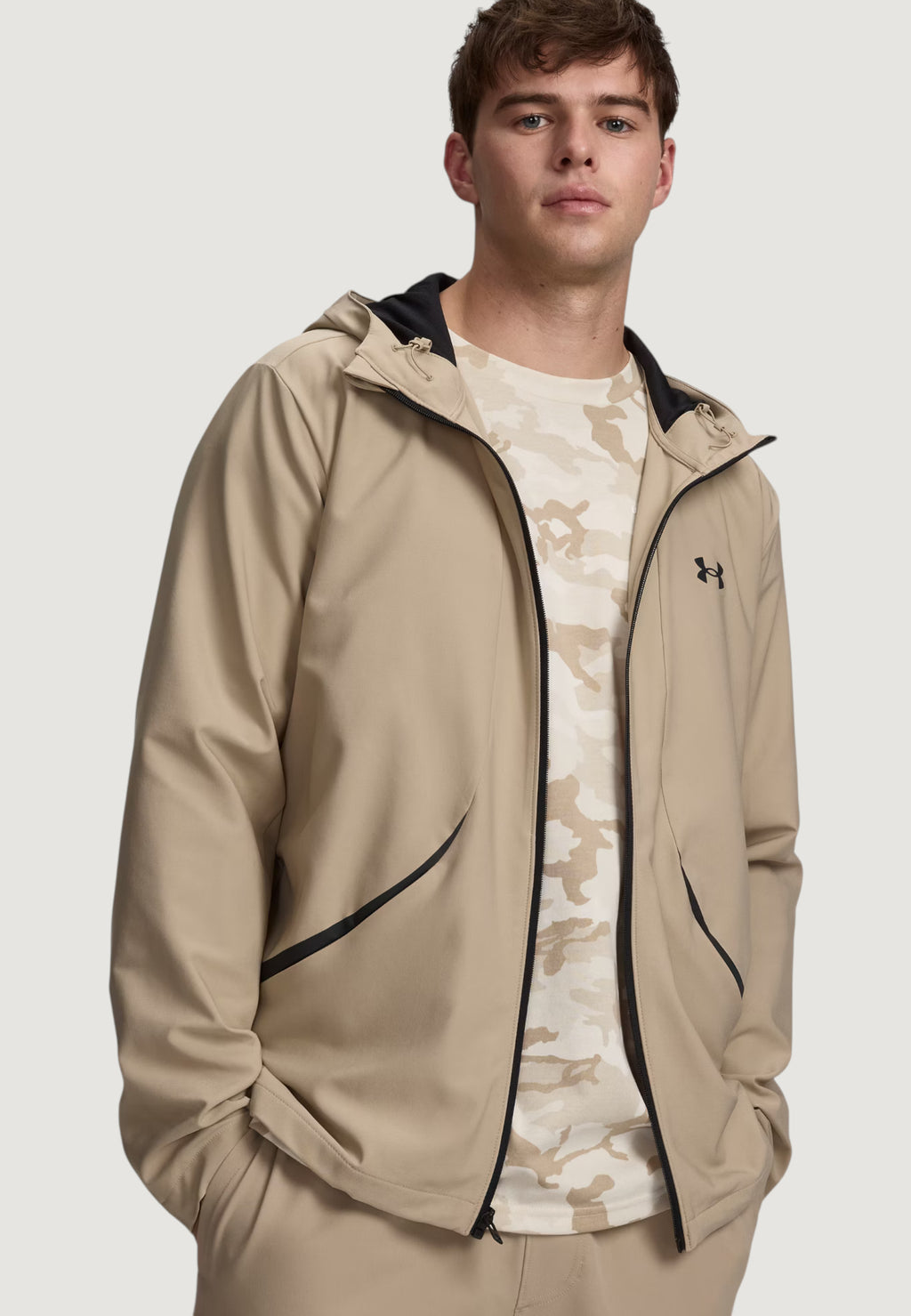 Felpa con cappuccio Under Armour UA Unstoppable Woven