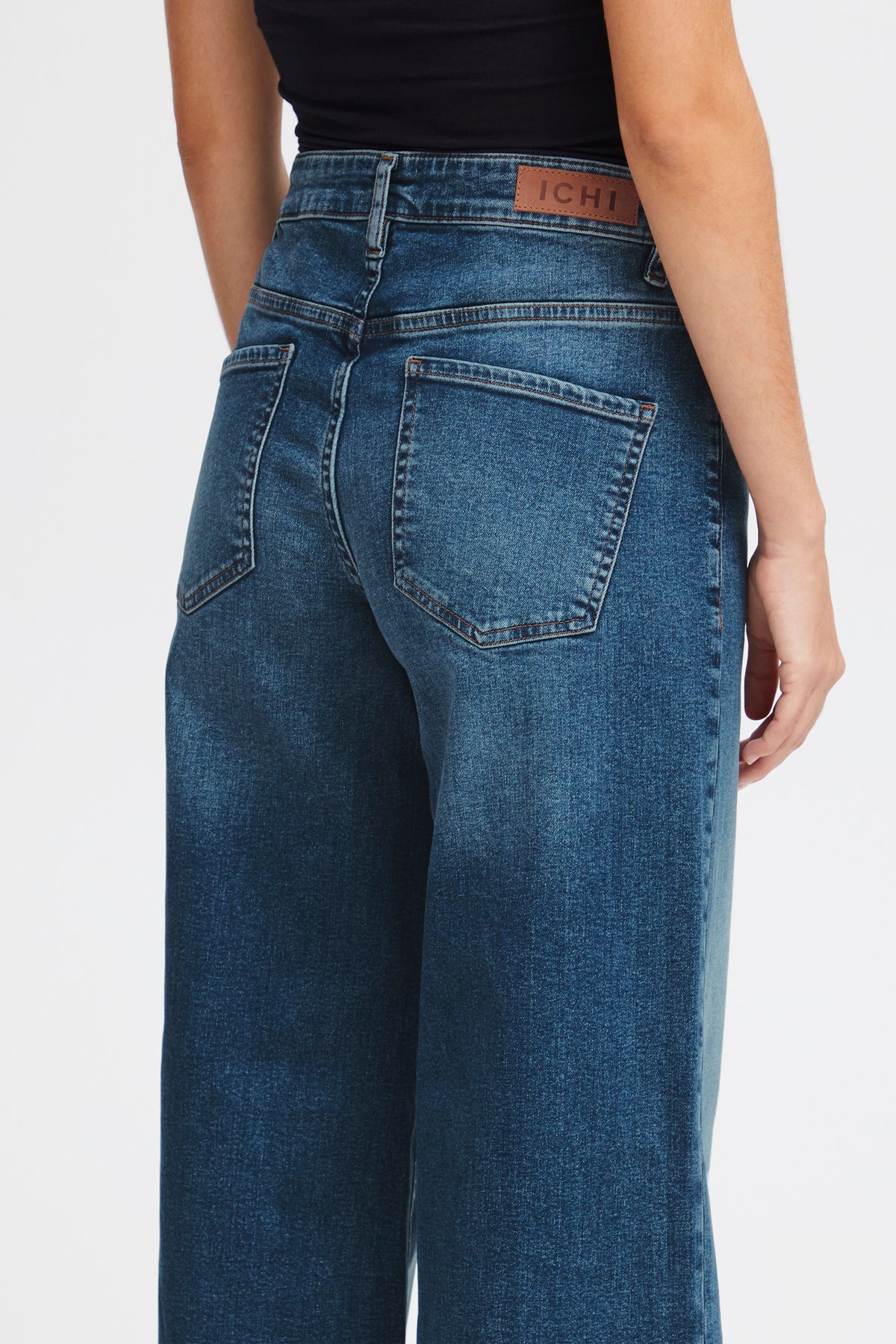Jeans bootcut Ichi IHTWIGGY WIDE