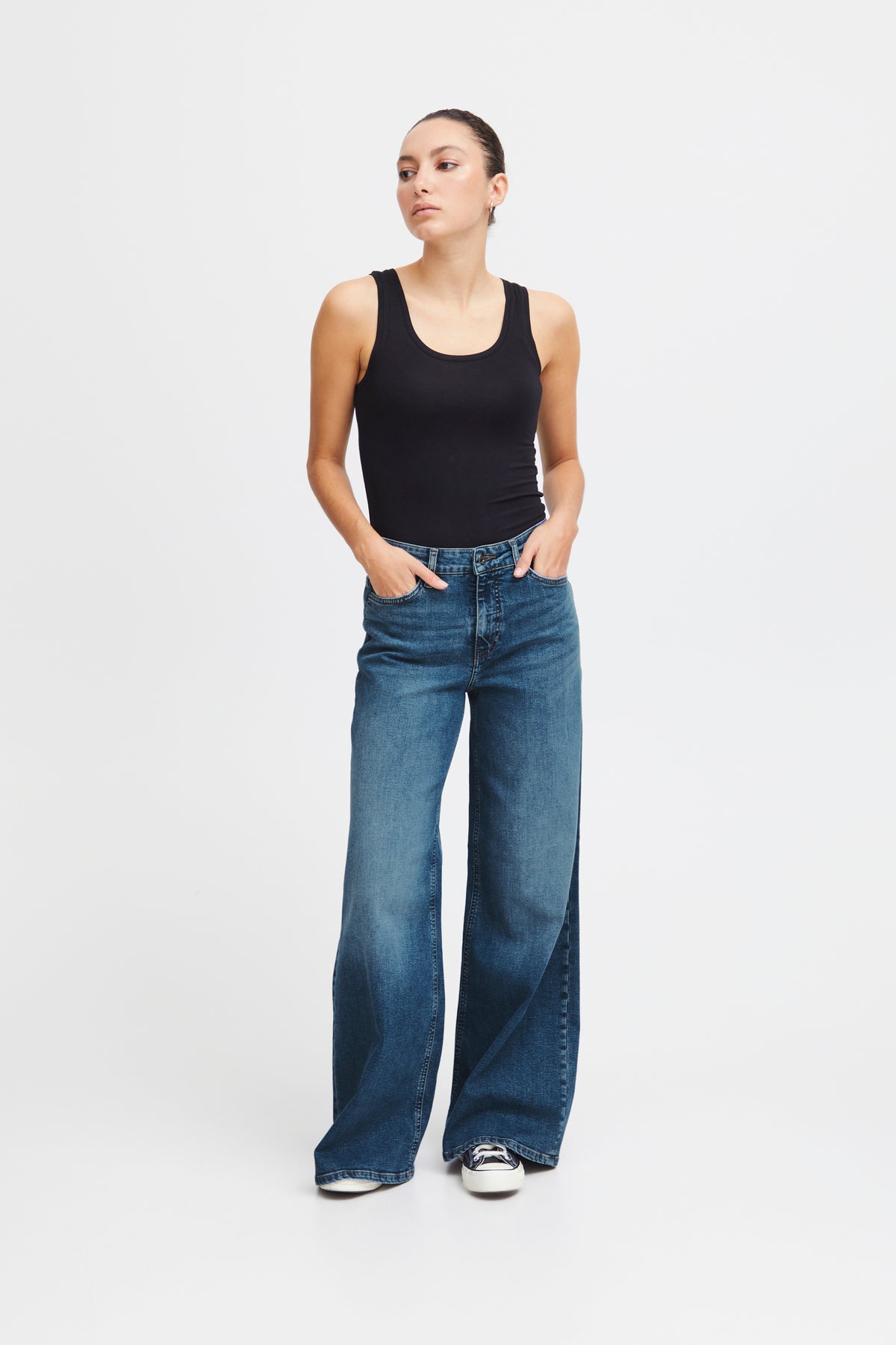 Bootcut jeans Ichi IHTWIGGY WIDE