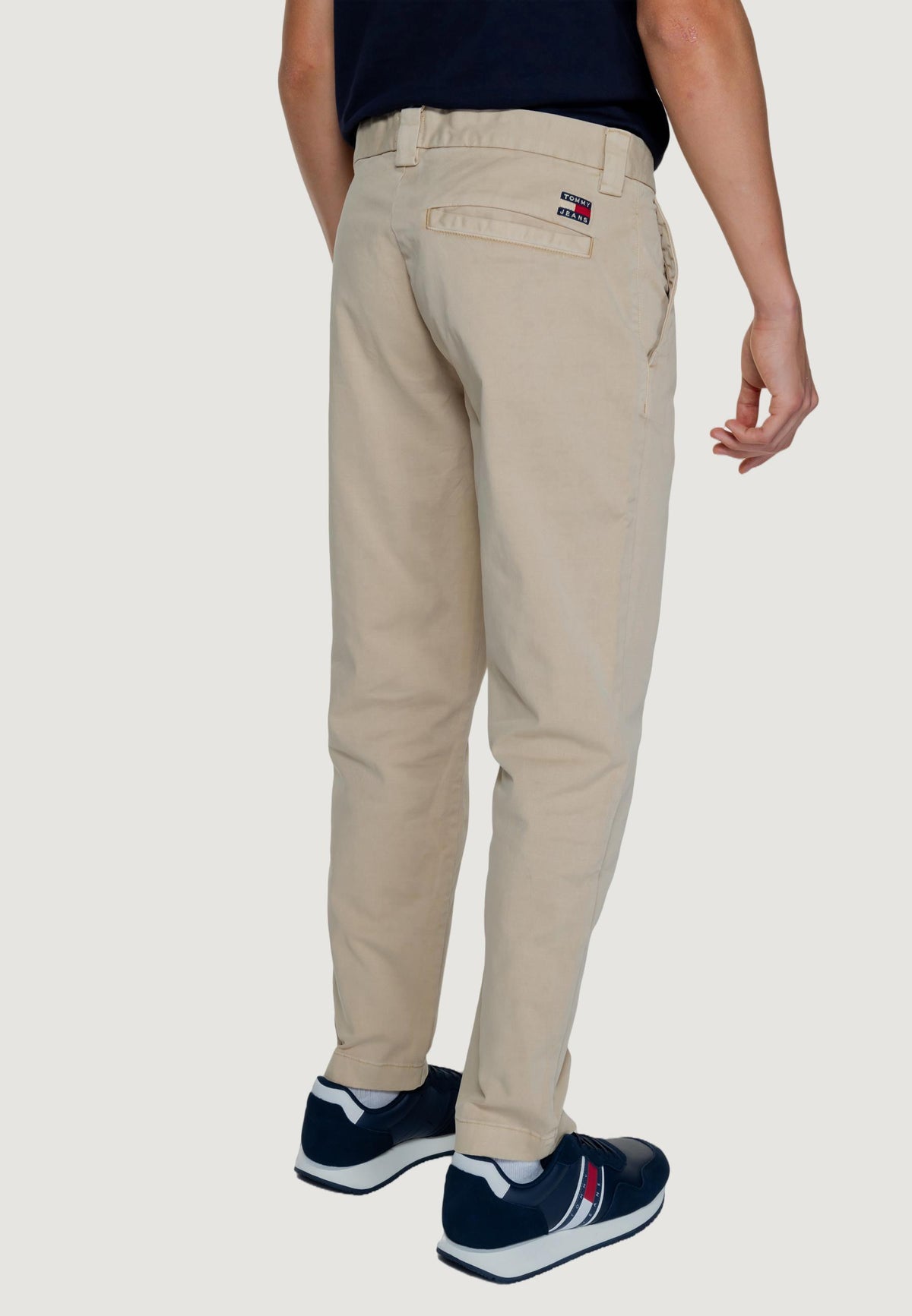 Trousers Tommy Hilfiger Jeans TJM DAD LIGHTWEIGHT
