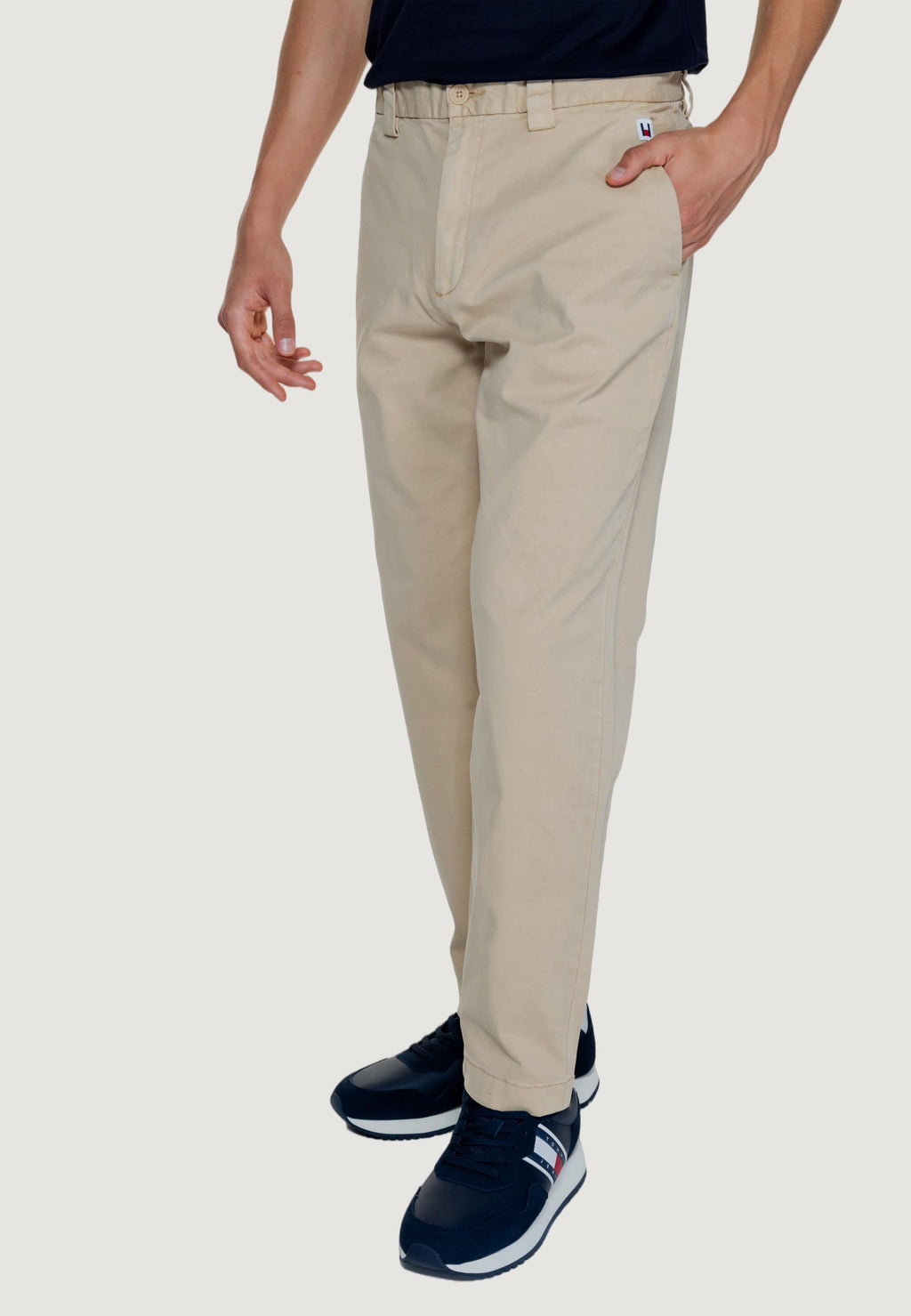 Trousers Tommy Hilfiger Jeans TJM DAD LIGHTWEIGHT