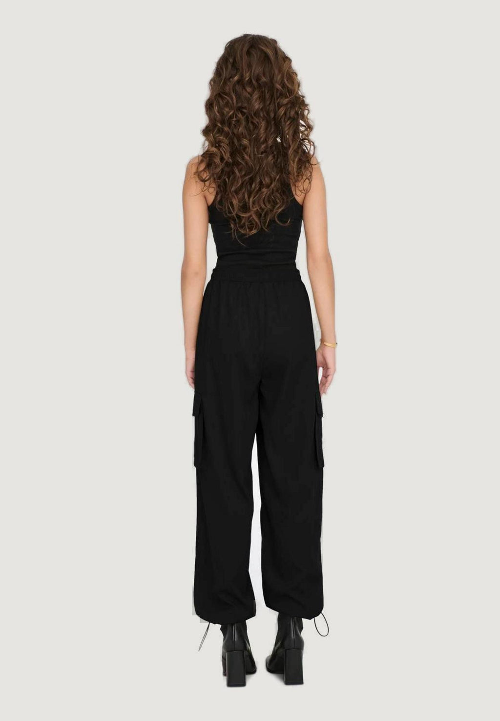 Regular trousers Only ONLCASHI CARGO WVN NOOS
