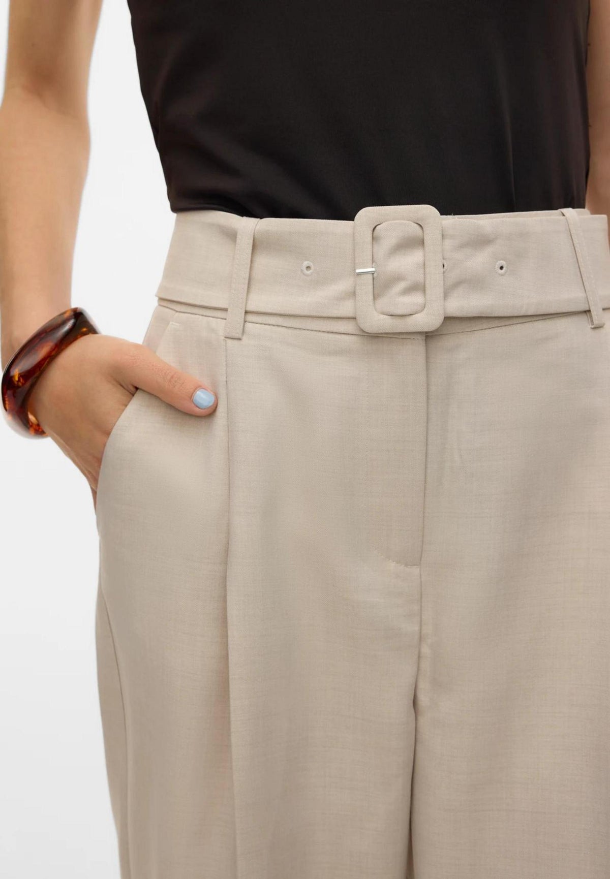 Pantaloni regular Vero Moda Vmnancy Hw Straight Belt