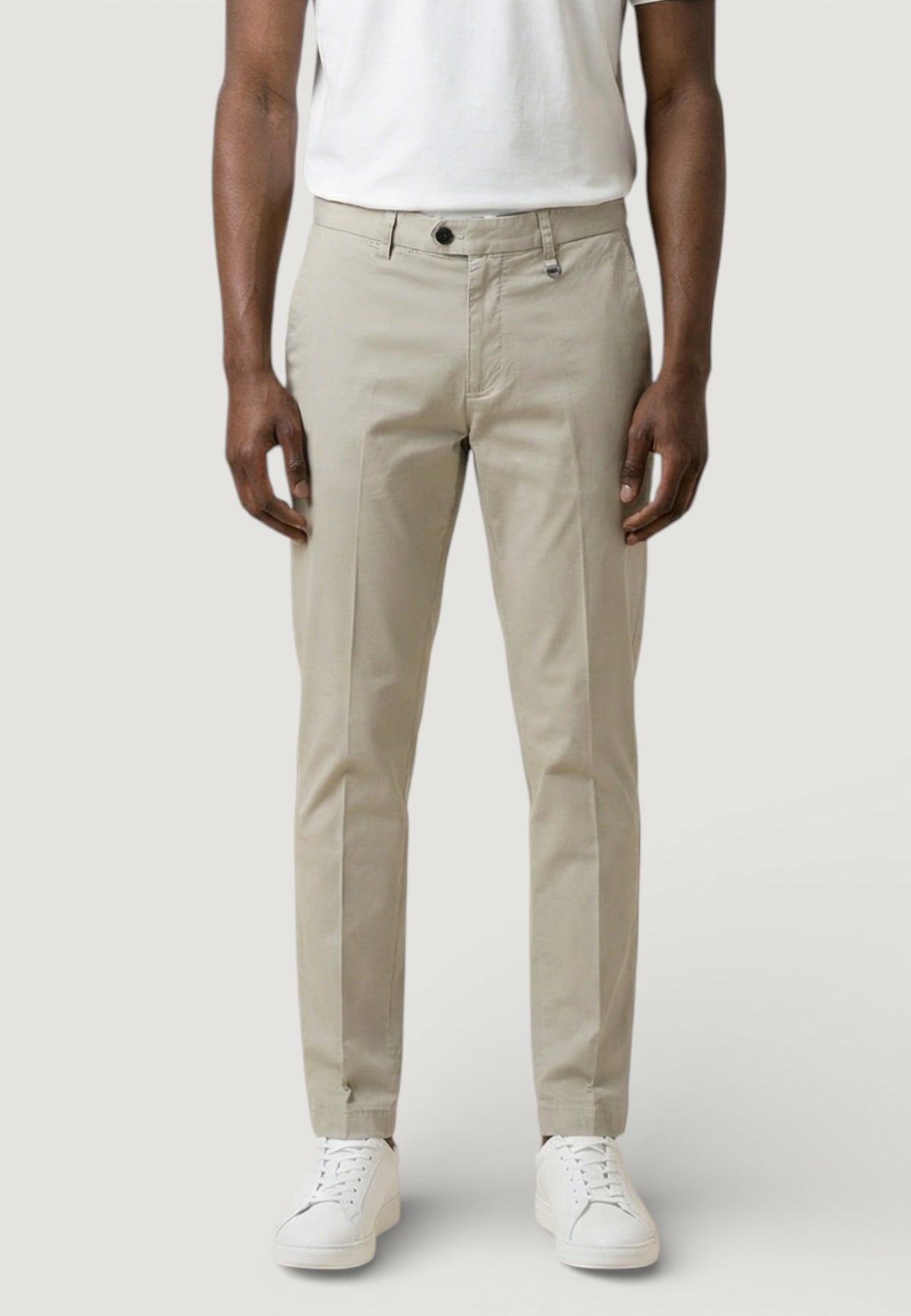 Pantaloni slim Antony Morato MARK SLIM FIT WITH LOGOED RUBBER FLAG