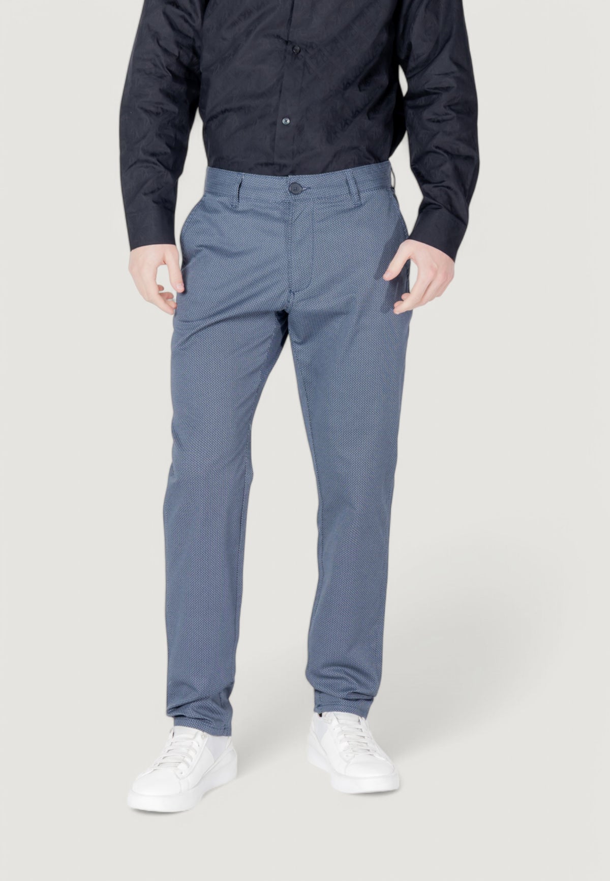 Pantaloni slim Armani Exchange XM000626 AF13183