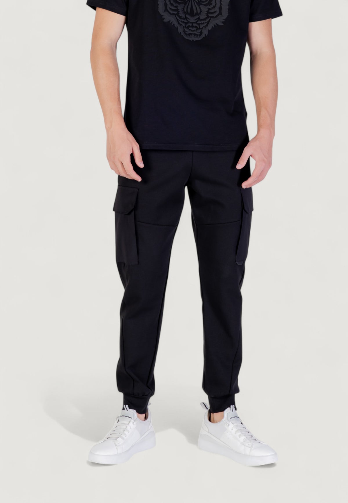 Pantaloni sportivi Antony Morato REGULAR FIT WITH LOGOED RUBBER FLAG