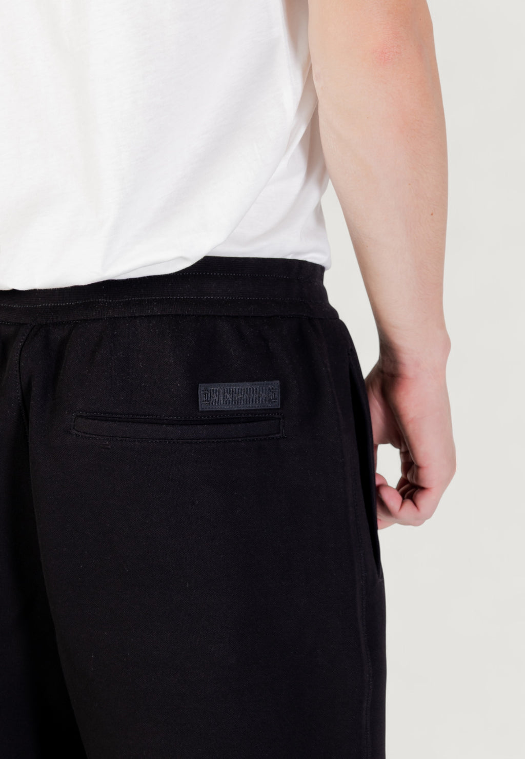 Pantaloni sportivi Armani Exchange XM001347 AF16222