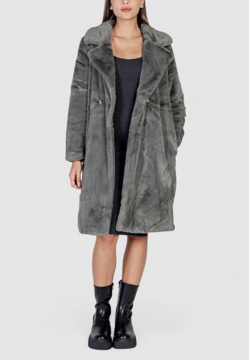Ecologic fur coats Ichi IHHAYA JA