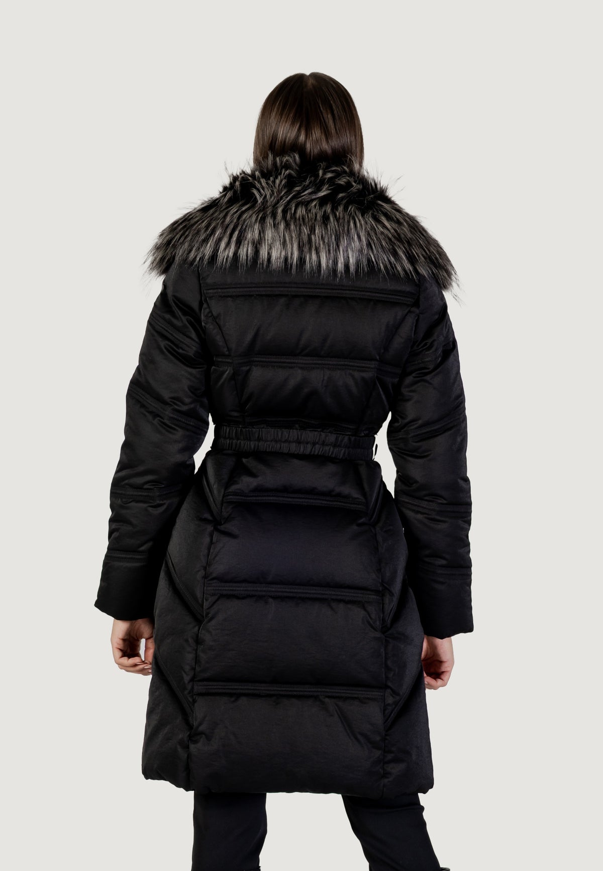 Piumino Guess ALIENOR LONG BELTED PUFFER