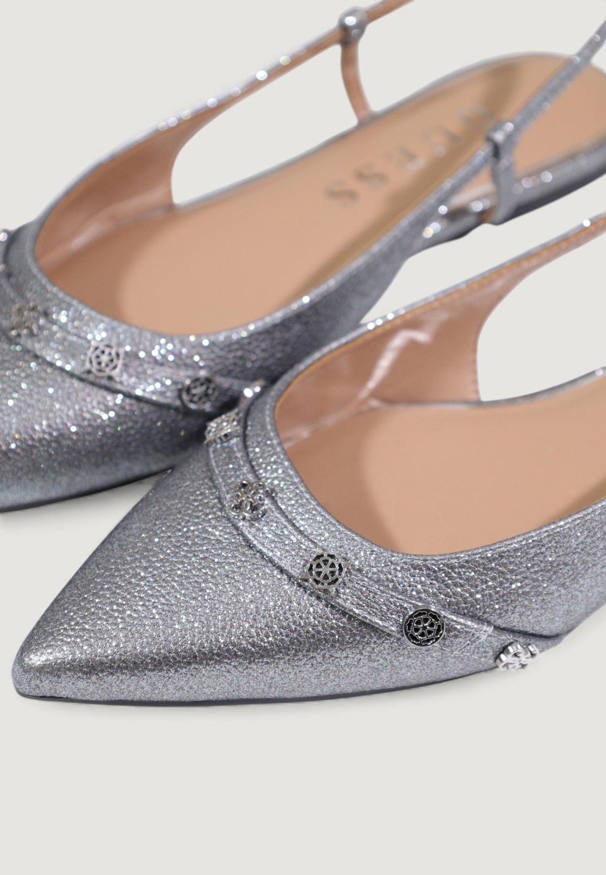 Scarpe basse Guess DORLEE3