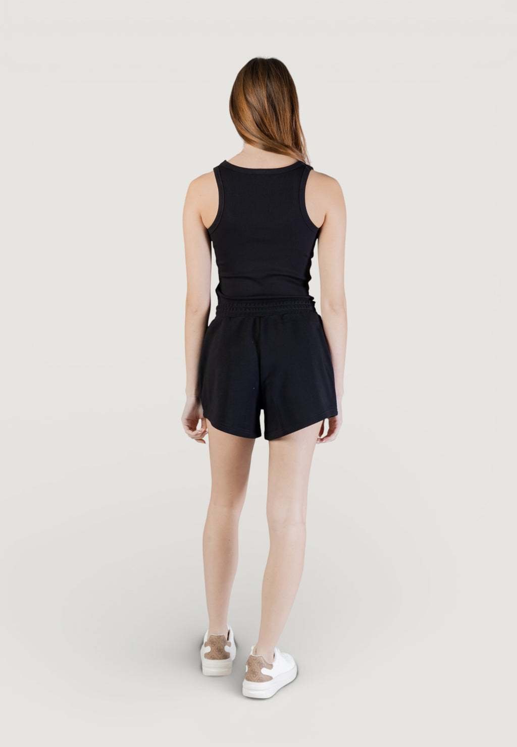 Shorts Guess Active SILVY SHORTS
