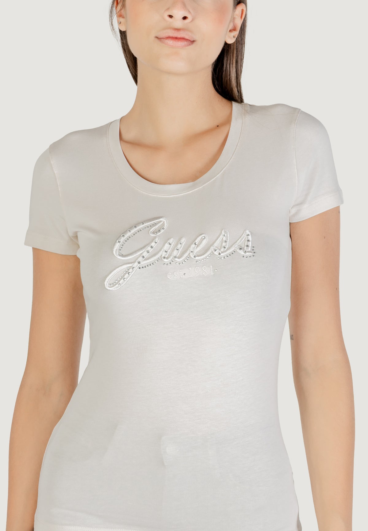 T-shirt Guess CN SS EMBRO SCRIPT LOGO TEE