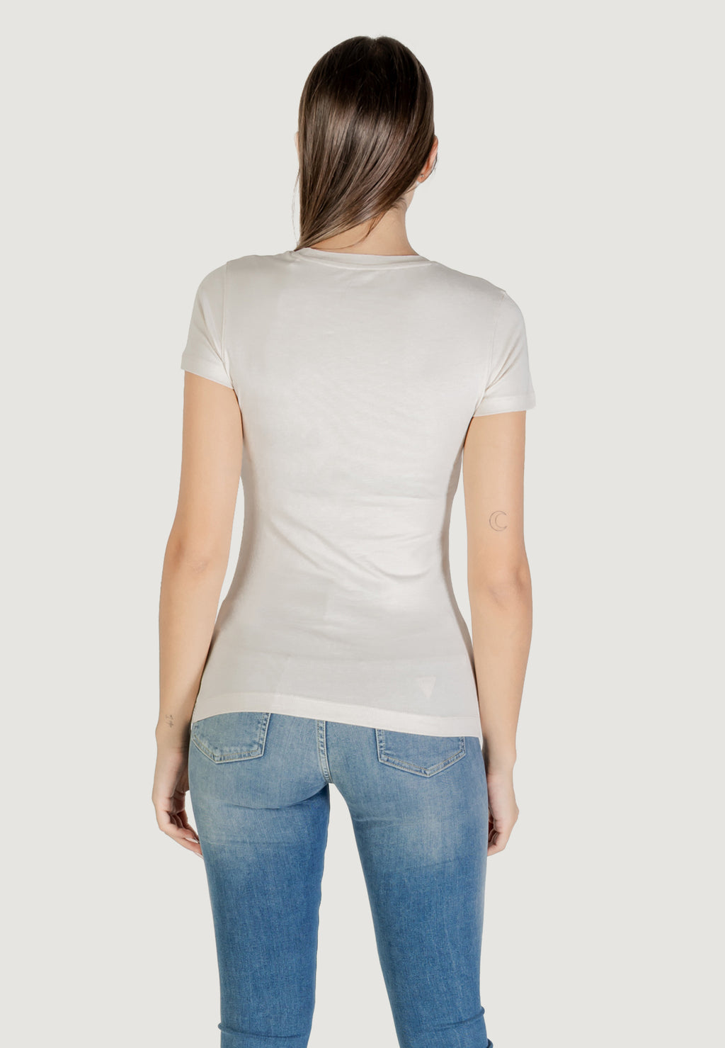 T-shirts Guess CN SS EMBRO SCRIPT LOGO TEE